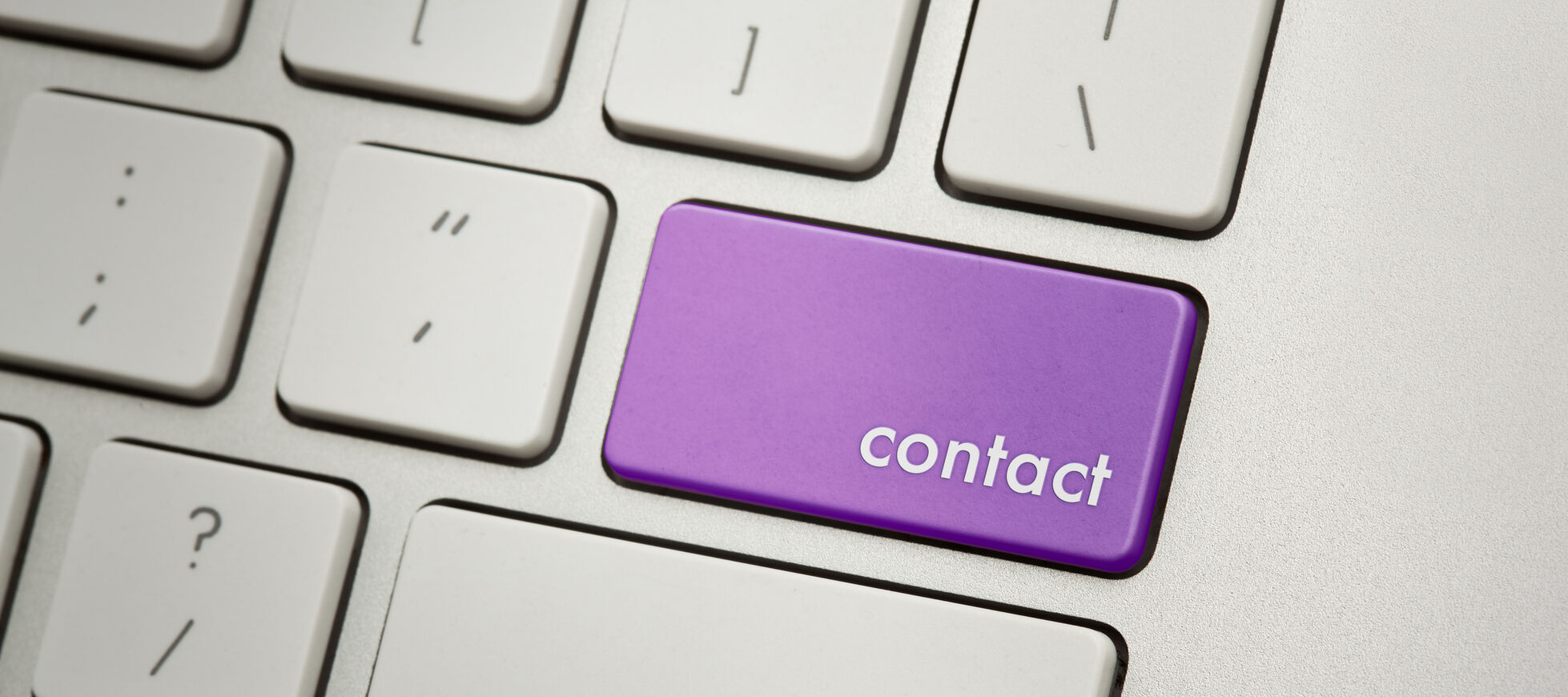 Keyboard with contact button